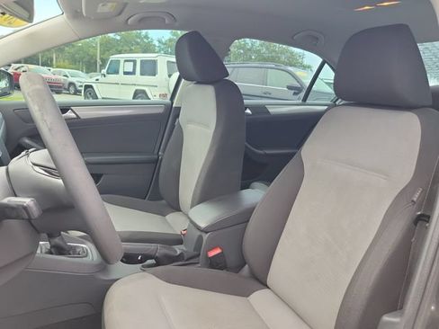 Used 2017 Volkswagen Jetta S FWD image 19