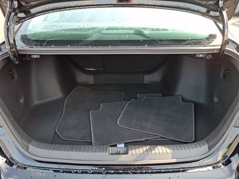 Used 2025 Honda Accord SE image 29