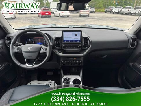 Used 2024 Ford Bronco Sport Outer Banks AWD/4WD image 14