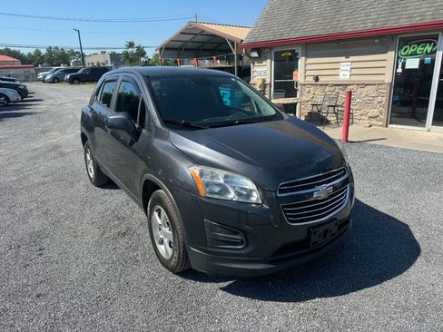 Used 2016 Chevrolet Trax LS AWD/4WD image 7