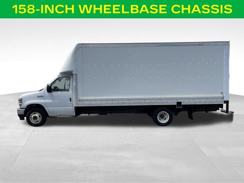 Used 2022 Ford E-350 and Econoline 350 Super Duty RWD image 6