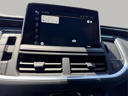 Used 2022 Chevrolet Suburban LT RWD image 49