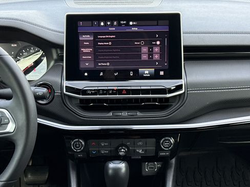 Used 2024 Jeep Compass Latitude w/ Altitude Special Edition image 27