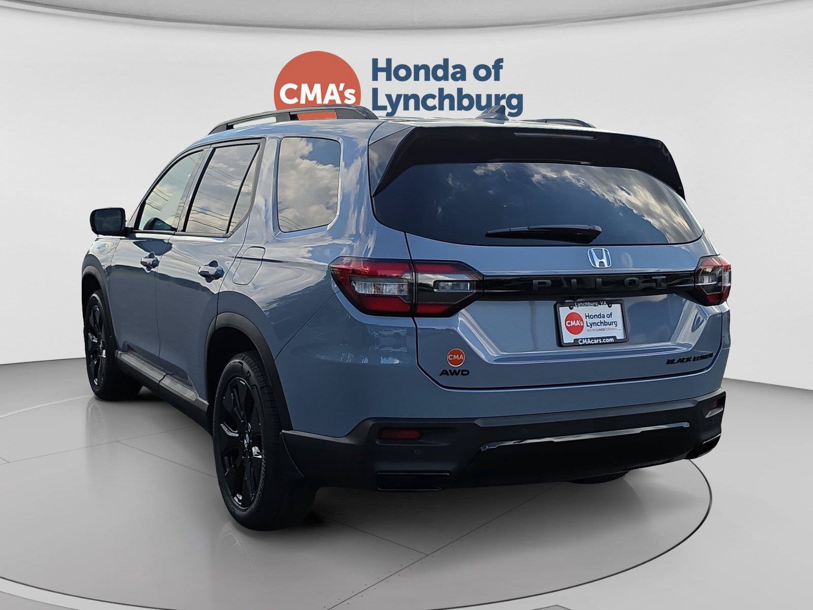 New 2026 Honda Pilot Black Edition image 3