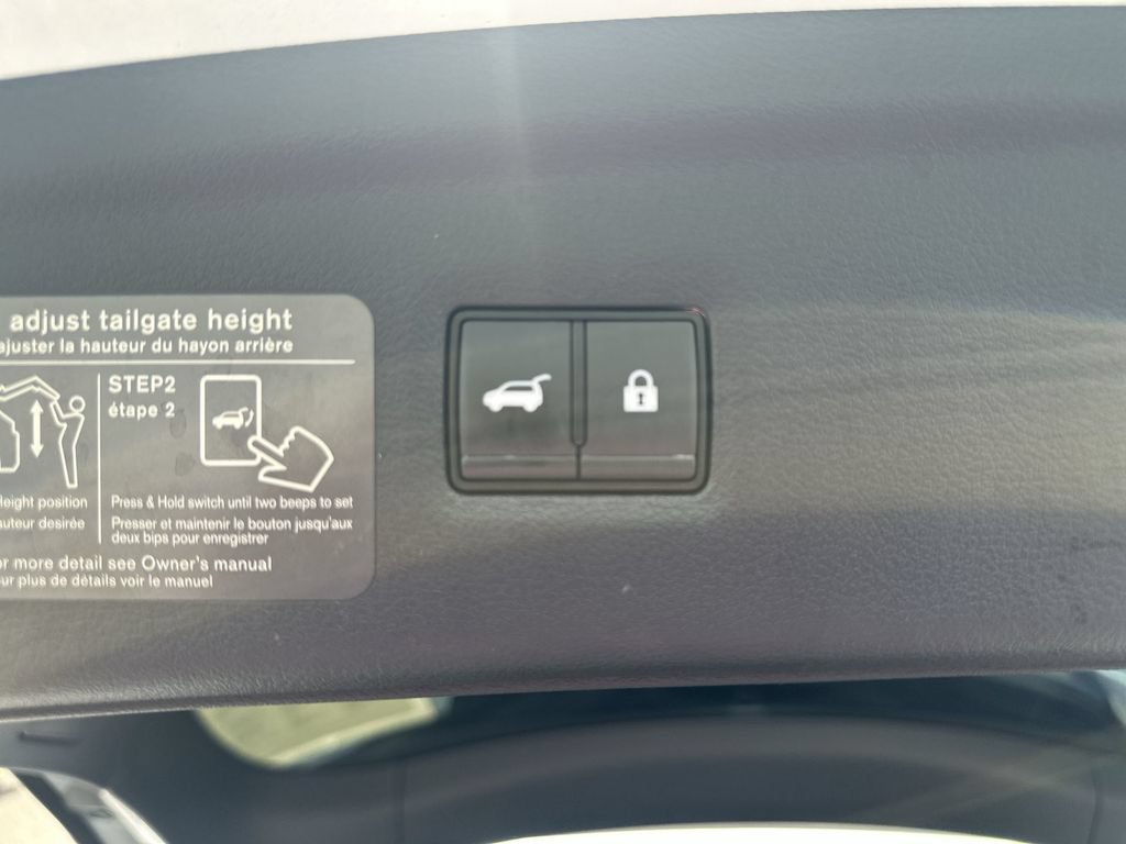 Used 2023 INFINITI QX50 Luxe FWD image 30