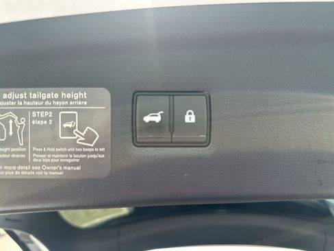 Used 2023 INFINITI QX50 Luxe FWD image 30
