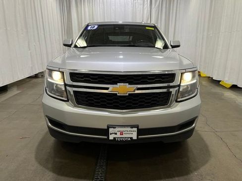 Used 2018 Chevrolet Suburban LT AWD/4WD image 8