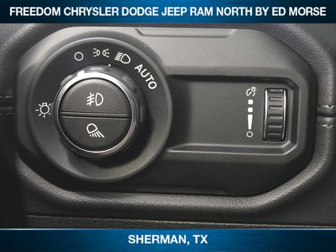 New 2025 Jeep Gladiator Mojave w/ Convenience Group image 18