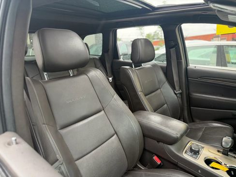 Used 2015 Jeep Grand Cherokee Summit w/ Platinum Series Group AWD/4WD image 38