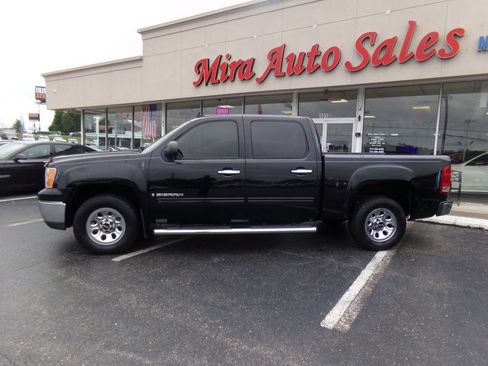 Used 2009 GMC Sierra 1500 W/T image 2