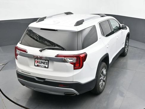 Used 2023 GMC Acadia SLT FWD image 11