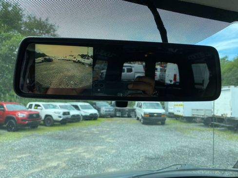 Used 2014 GMC Savana 2500 image 17