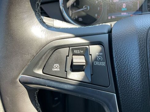 Used 2019 Buick Encore Preferred image 27