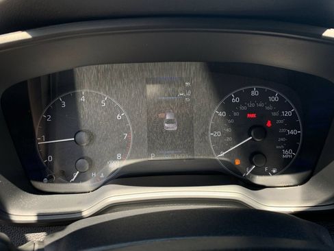 Used 2025 Toyota Corolla LE FWD image 30