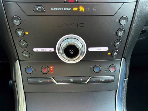 Used 2020 Ford Edge Titanium w/ Equipment Group 301A image 25