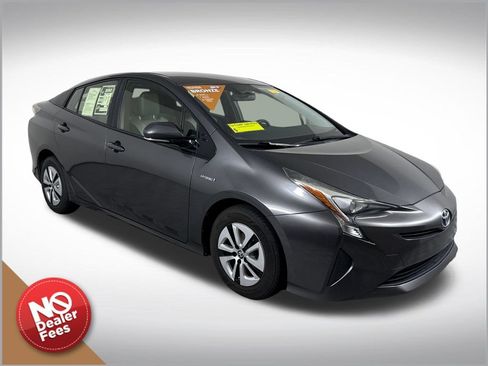 Used 2016 Toyota Prius Two FWD image 1