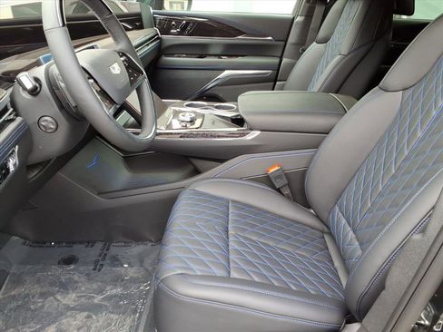 New 2026 Cadillac Escalade IQL Luxury image 10
