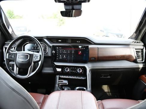 Used 2023 GMC Sierra 1500 Denali Ultimate AWD/4WD image 19