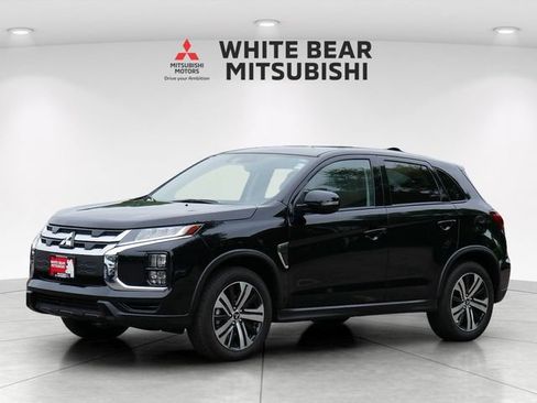 Used 2026 Mitsubishi Outlander Sport SE AWD/4WD image 2