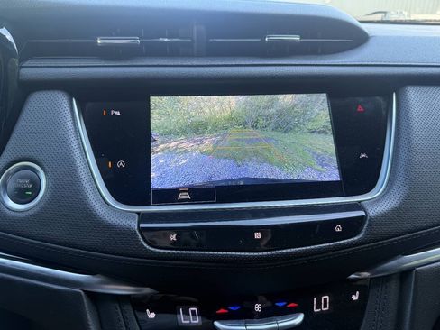 Used 2021 Cadillac XT6 Luxury AWD/4WD image 12