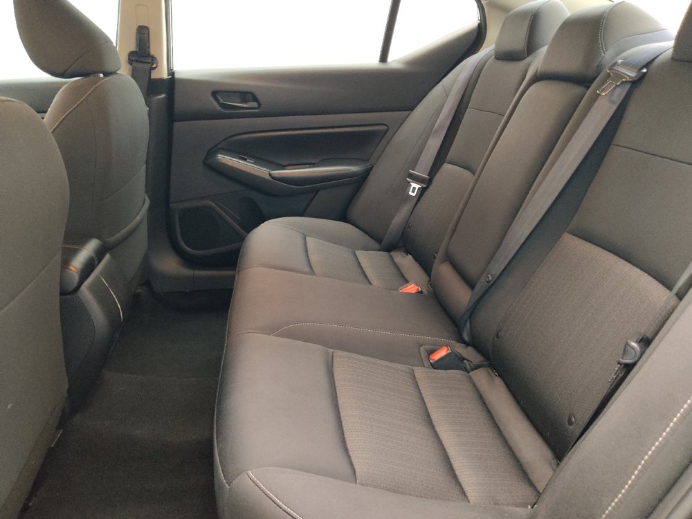 Used 2024 Nissan Altima 2.5 SV FWD image 18