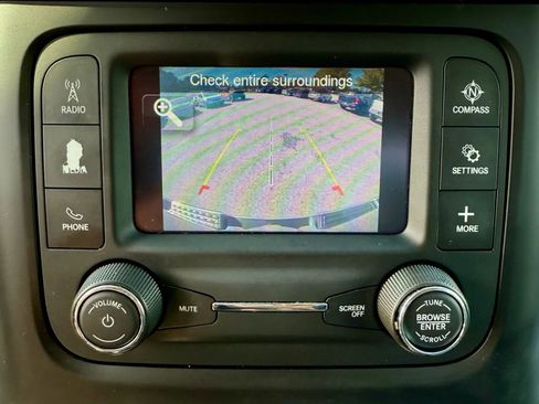 Used 2019 RAM 1500 Big Horn image 14