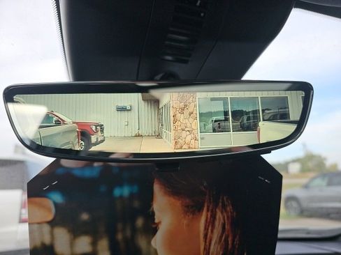 Used 2025 Buick Enclave Avenir w/ Super Cruise Package image 26