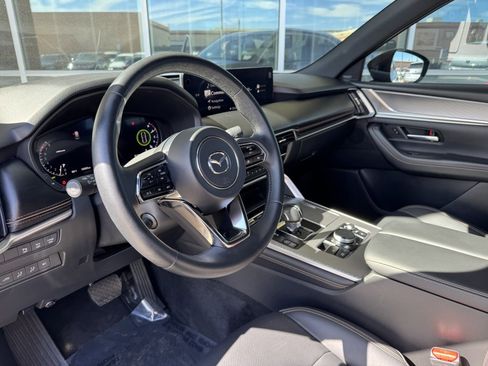 Used 2024 MAZDA CX-90 3.3 Turbo S w/ Premium Package image 32