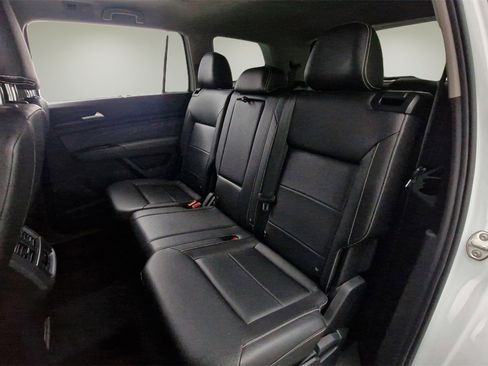 Used 2021 Volkswagen Atlas SE w/ Panoramic Sunroof Package image 21