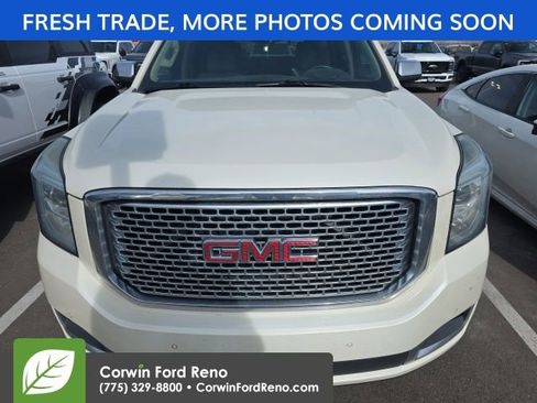 Used 2015 GMC Yukon Denali image 2