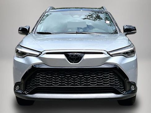 Used 2024 Toyota Corolla Cross AWD Hybrid w/ Convenience Package image 3