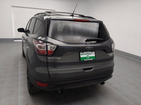 Used 2017 Ford Escape Titanium image 6