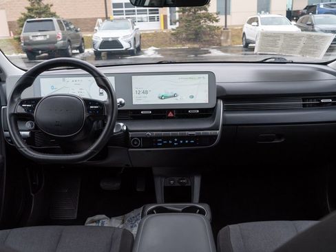 Certified 2024 Hyundai Ioniq 5 SEL image 17