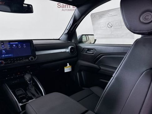 New 2026 Chevrolet Colorado LT w/ LT Convenience Package image 23