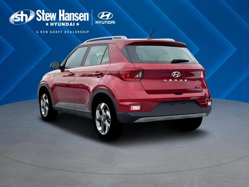 New 2025 Hyundai Venue SEL image 6