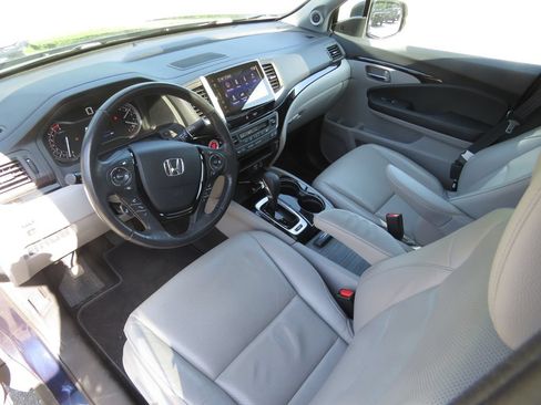 Used 2019 Honda Ridgeline RTL-E image 11