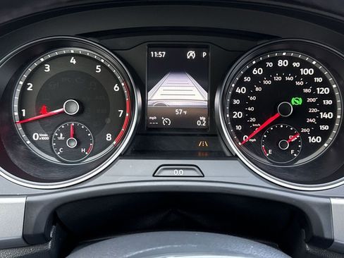 Used 2018 Volkswagen Atlas SE image 17