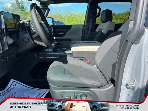 New 2026 GMC Hummer EV 4x4 Crew Cab image 9