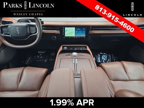 Certified 2025 Lincoln Navigator Reserve AWD/4WD image 12