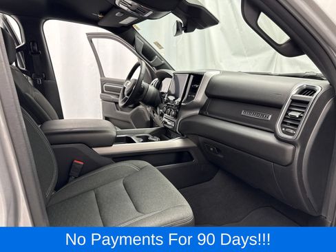 Used 2025 RAM 1500 Big Horn AWD/4WD image 32