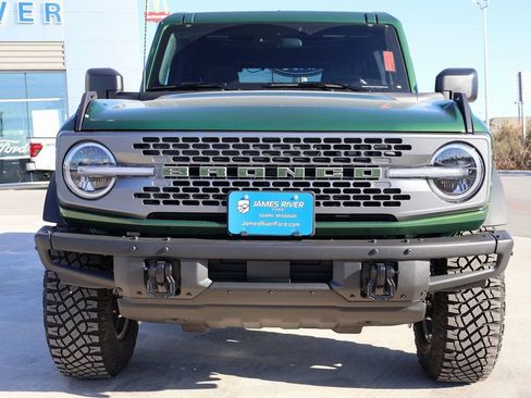 New 2025 Ford Bronco Badlands image 7