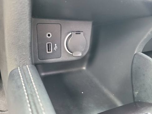 Used 2020 Nissan Kicks SV FWD image 32