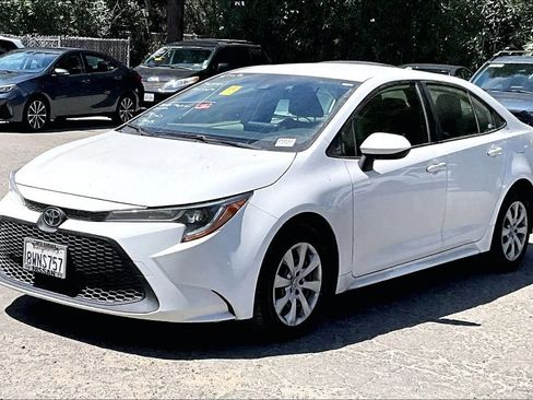 Certified 2021 Toyota Corolla LE w/ Carpet Mat Package (TMS) FWD image 3