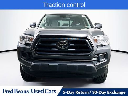 Used 2022 Toyota Tacoma SR image 2