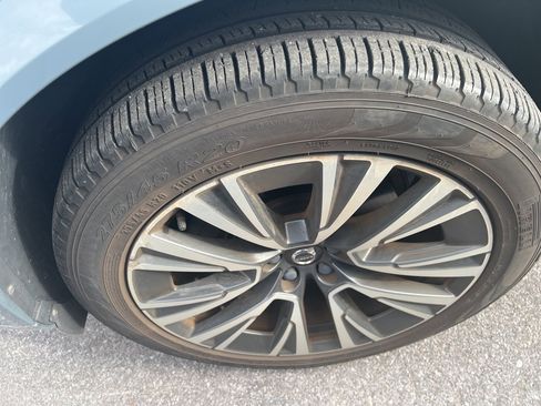 Used 2020 Volvo XC90 T6 Momentum w/ Protection Package Premier image 6