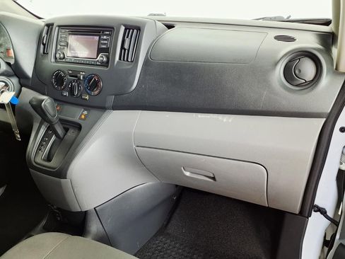 Used 2018 Nissan NV200 SV FWD image 6