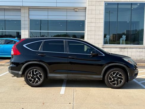 Used 2016 Honda CR-V SE image 7
