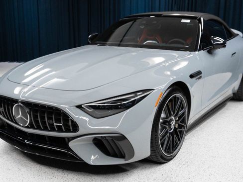 New 2026 Mercedes-Benz SL 63 AMG 4MATIC image 1