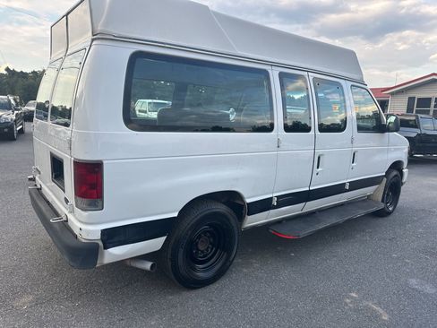 Used 2008 Ford E-150 and Econoline 150 image 4