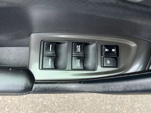 Used 2012 Acura TSX Sedan image 16